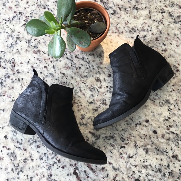 Carlos Santana Shoes - Carlos Santana poe booties